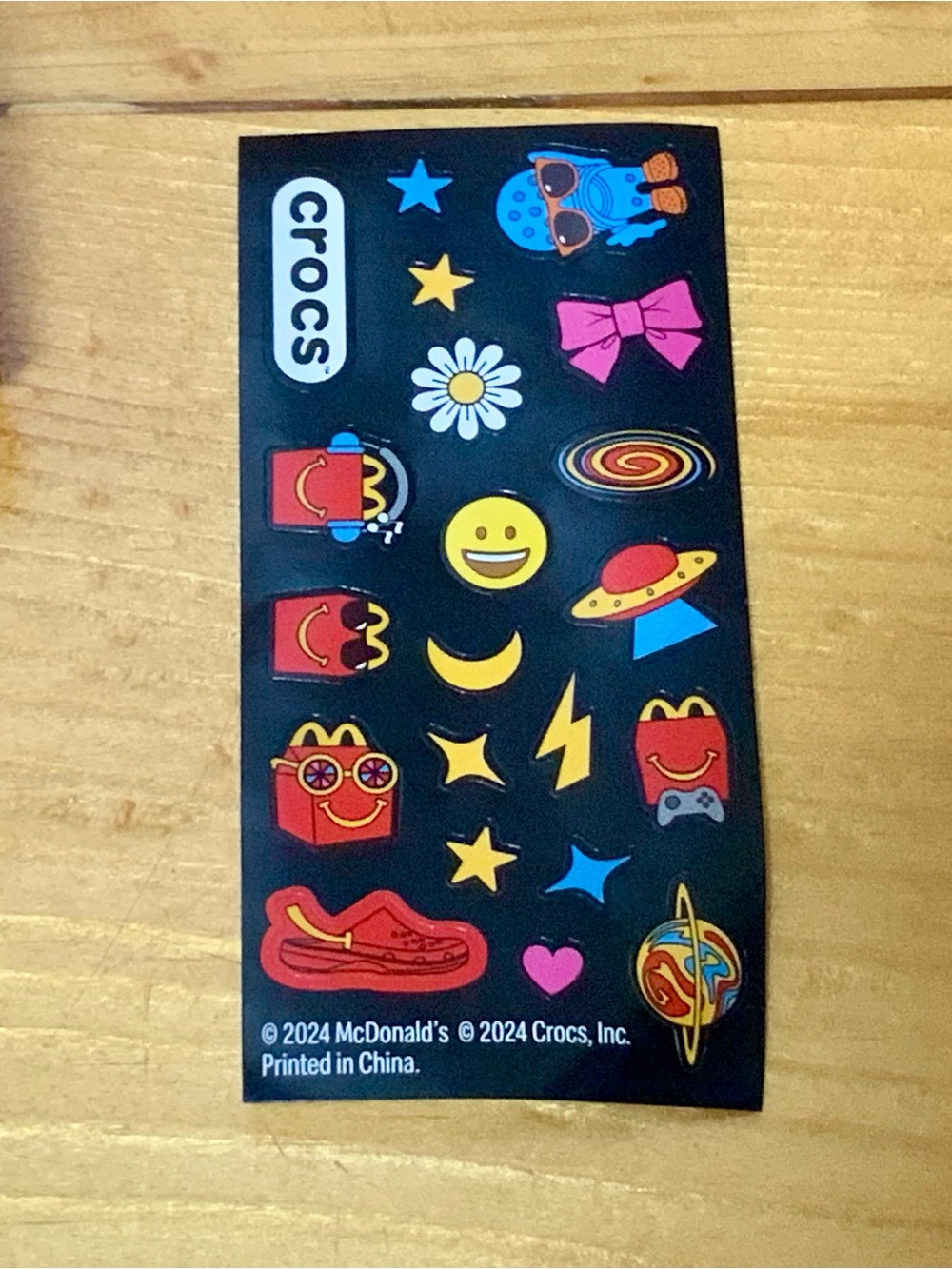 Red Crocs X McDonalds Keychain - Picture 6 of 6